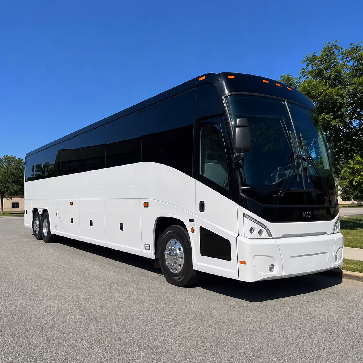 east lansing charter bus
