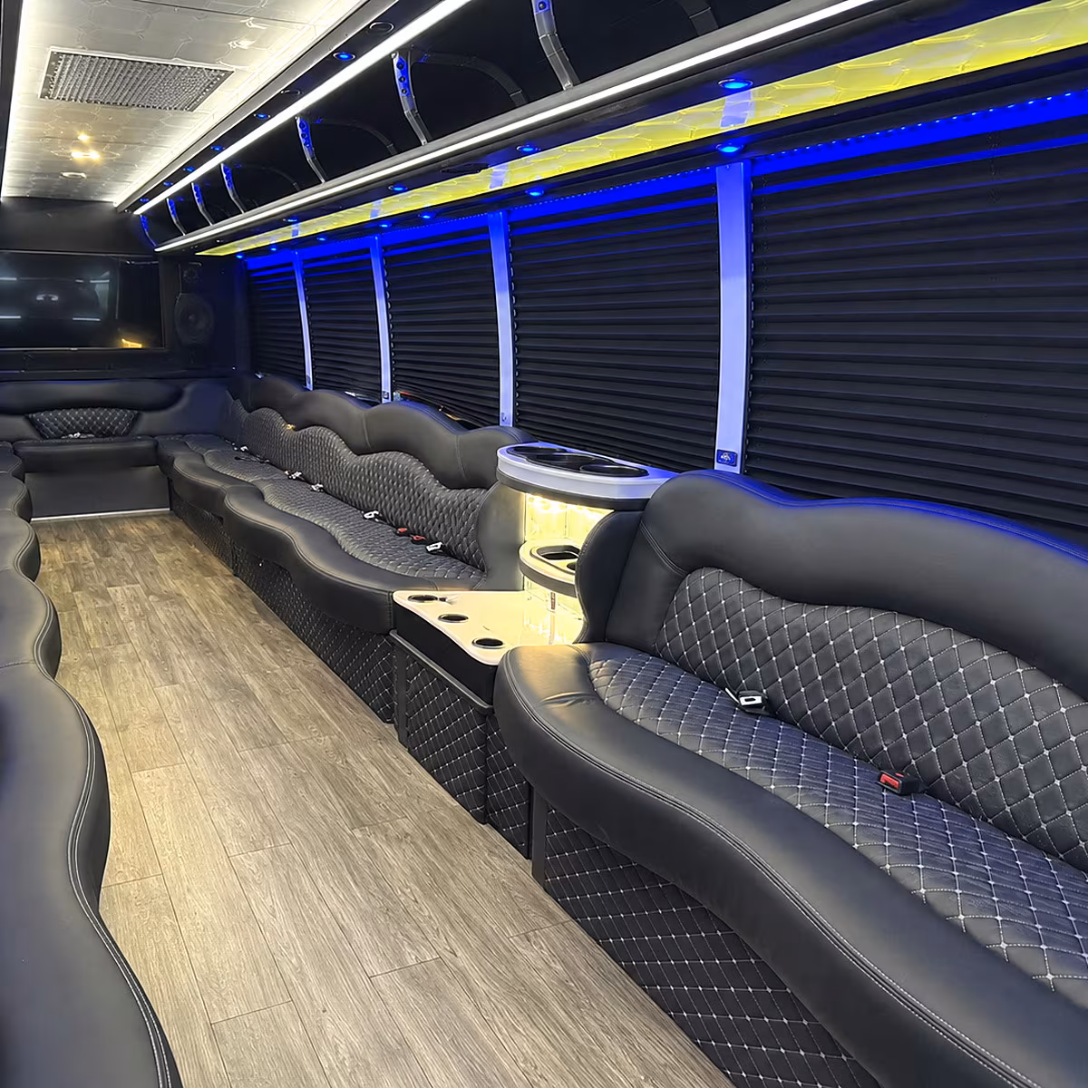 party buses with the amenities your prom group will love