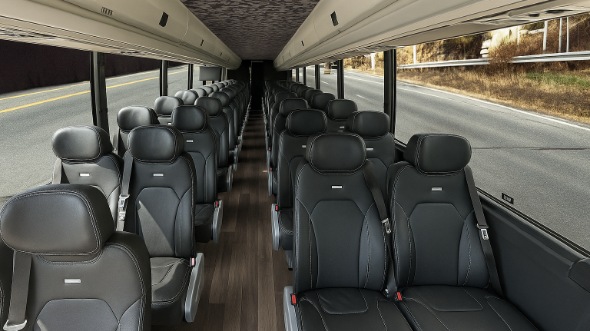 battle creek 15 passenger minibus rental